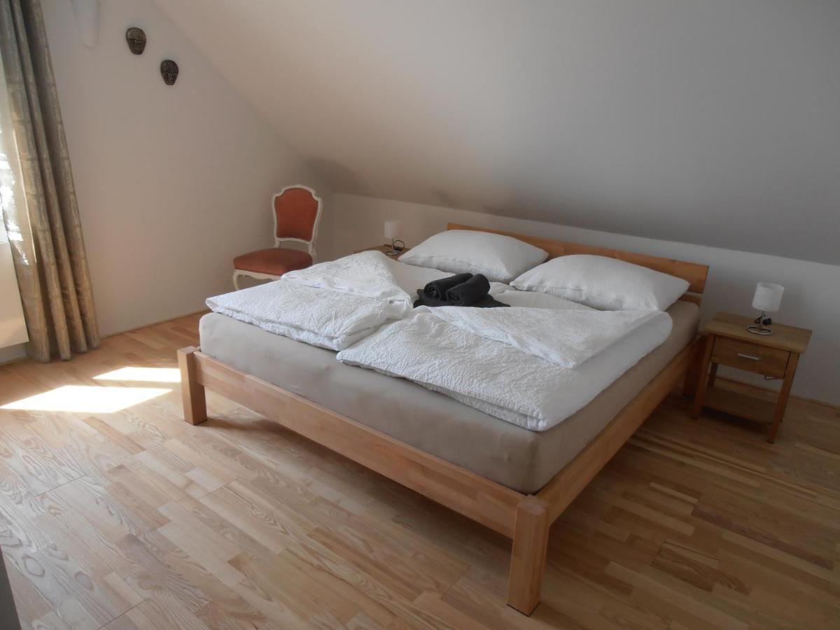 Ferienwohnung Am Kirchberg จัวส์ ภายนอก รูปภาพ